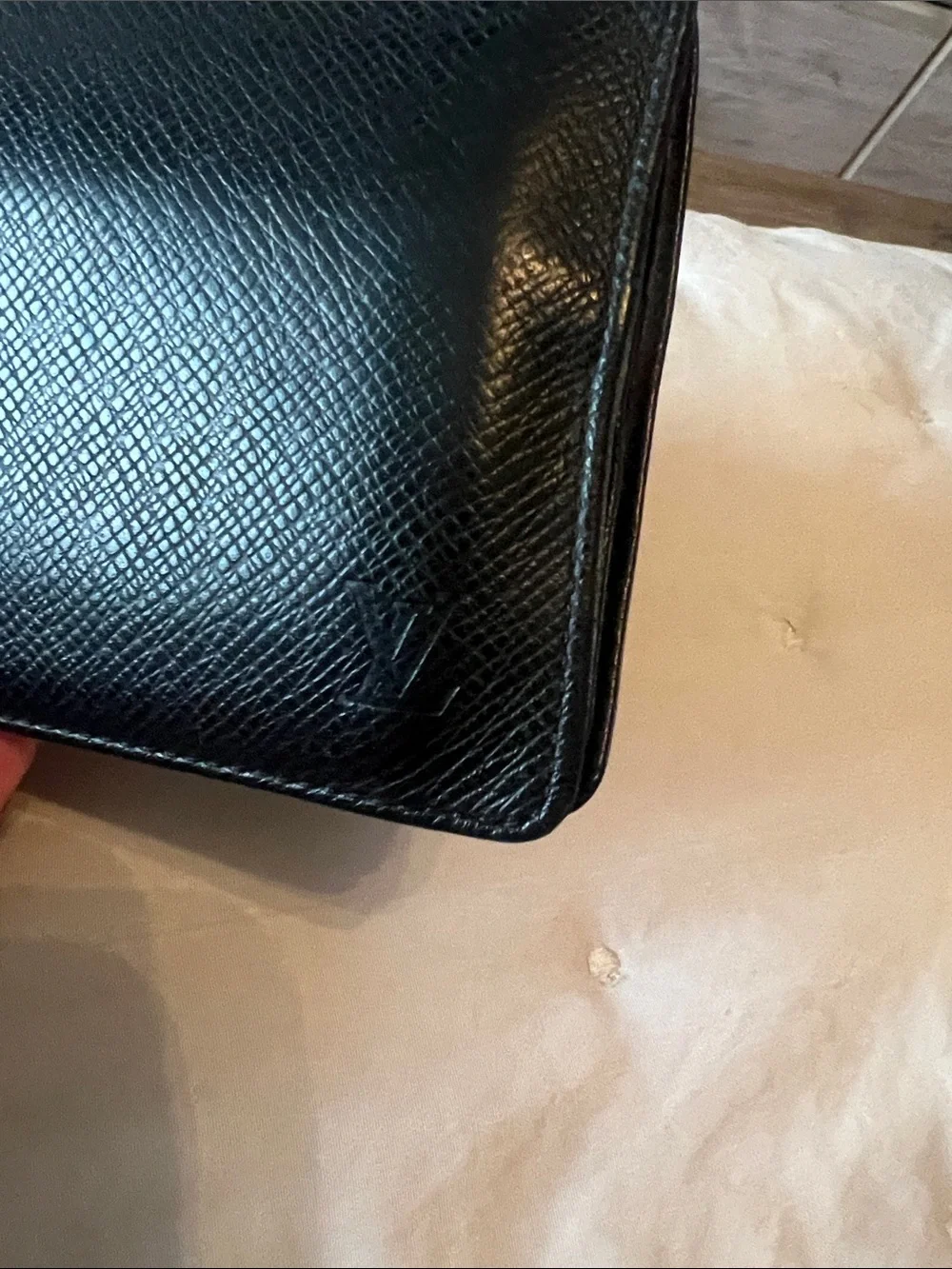 ✨Louis Vuitton Black Textured Leather Wallet with Subtle LV Stamp✨